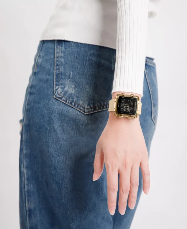 Alt Text: Naviforce NF-7121 Digitron square-dial women’s digital watch with soft silicone strap and bright LCD display.