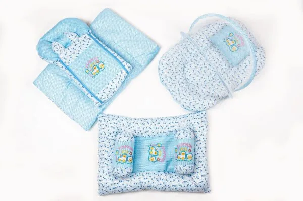 Hafta Bazaar by 8-piece newborn baby bedding set with carry nest, pillow, bolsters, quilt, and soft bedding accessories.