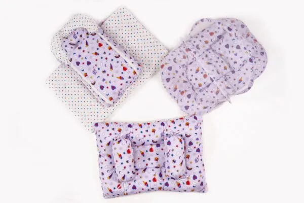 Hafta Bazaar by 8-piece newborn baby bedding set with carry nest, pillow, bolsters, quilt, and soft bedding accessories.