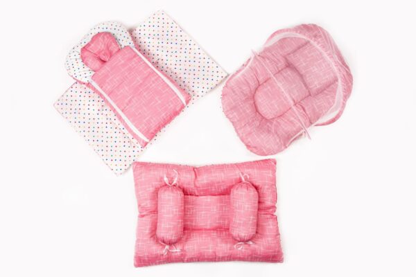 Hafta Bazaar by 8-piece newborn baby bedding set with carry nest, pillow, bolsters, quilt, and soft bedding accessories.
