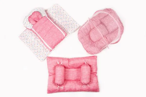 Hafta Bazaar by 8-piece newborn baby bedding set with carry nest, pillow, bolsters, quilt, and soft bedding accessories.