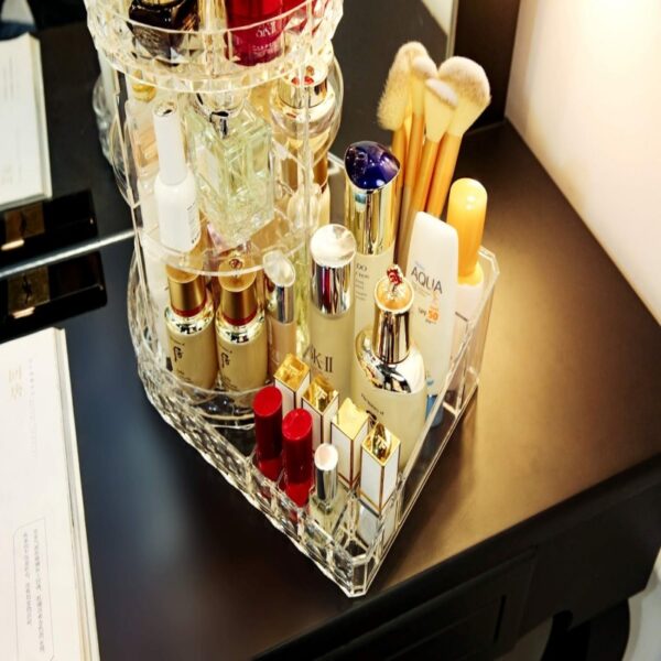 hafta bazaar by Big size rotating dressing case cosmetics organizer with multiple compartments.